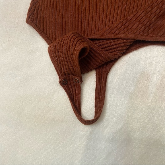 Abercrombie & Fitch Brown Ribbed Bare Sweater Bodysuit 3637 - Picture 5 of 9